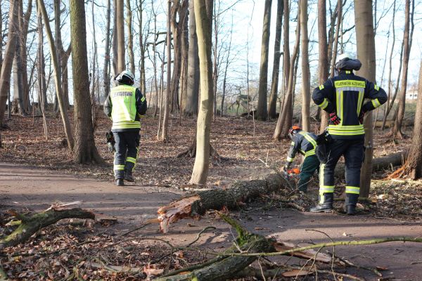 Technische Hilfeleistung klein